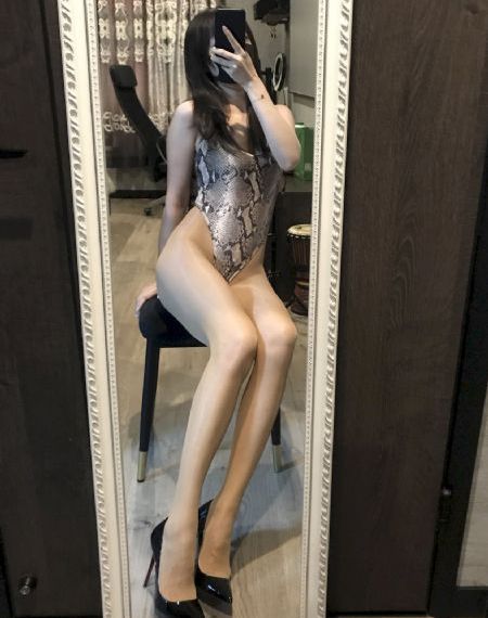 欲情第一季未删减13集_4K在线观看视频