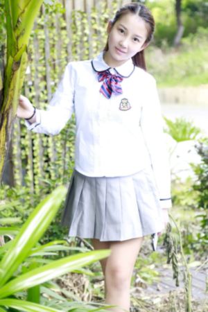丰满的女老板艳遇2_免费手机观看