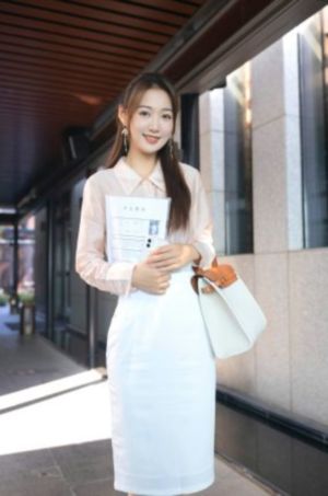 美丽小蜜桃3探寻_720在线观看