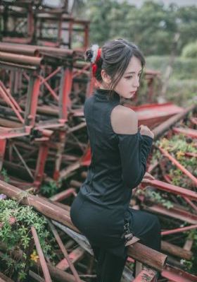 受被卖给乡下糙汉中年攻双性_剧情片神马影院在线